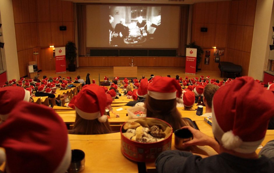 Nikolaus und Feuerzangenbowle.