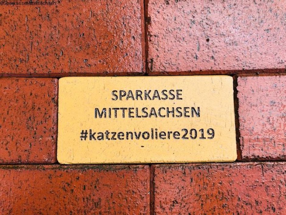 Tierisch gut. Streunerstein eingeweiht.