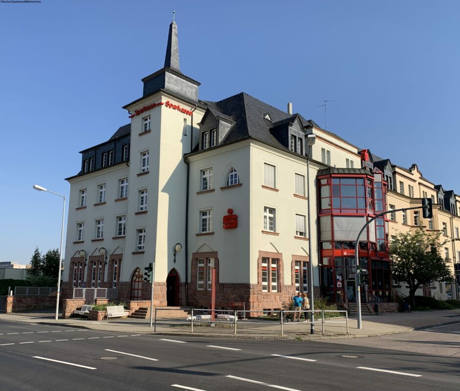 Filiale Rochlitz – Wir begrüßen Sie in unseren neu gestalteten Räumen.