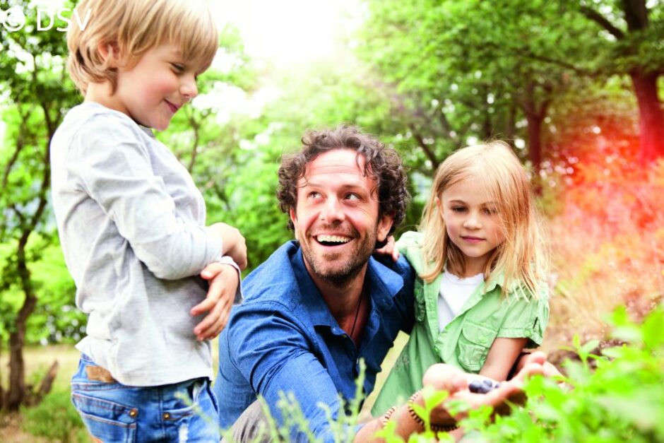 Raus in die Natur! Stiftung fördert Lehrpfade für Kinder.