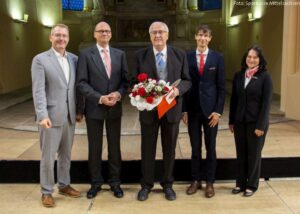 v.l. Landrat Sven Krüger, Prof. Hans-Ferdinand Schramm (Sparkasse), Preisträger Jürgen Bellmann, Dirk Helbig (Sparkasse), Dr. Indra Frey (Sparkassen-Stiftung für Kunst und Kultur)