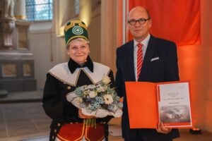 Ines Lehmann (li.) nahm den Andreas-Möller-